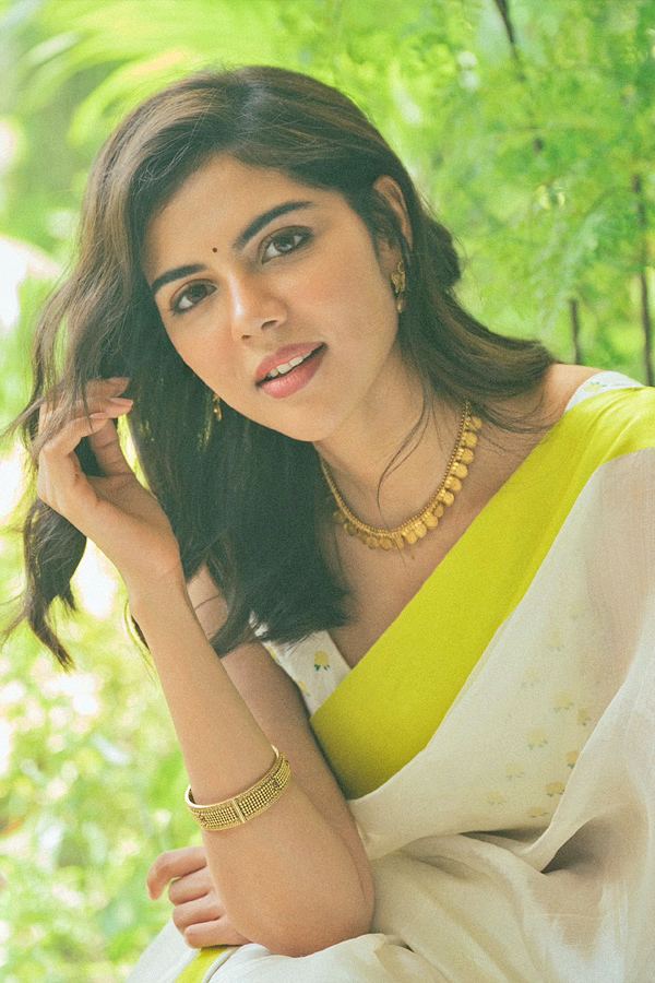 Celebrities Onam 2023 Festival Celebration Photos celebrities-onam-2023-festival-celebration-photos